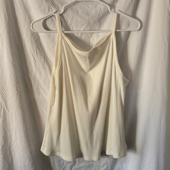 NWOT Old Navy Basics SET OF 8 Straight Across neck Tanks Red/Green/Black/White - Picture 6 of 16